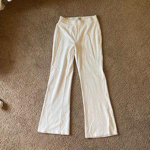 ARITZIA SUNDAY BEST WHITE PANTS